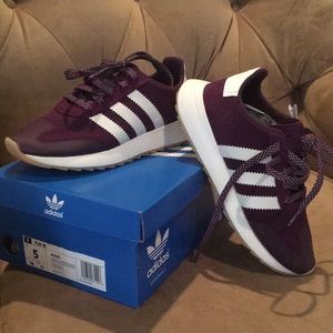 adidas flashback red night